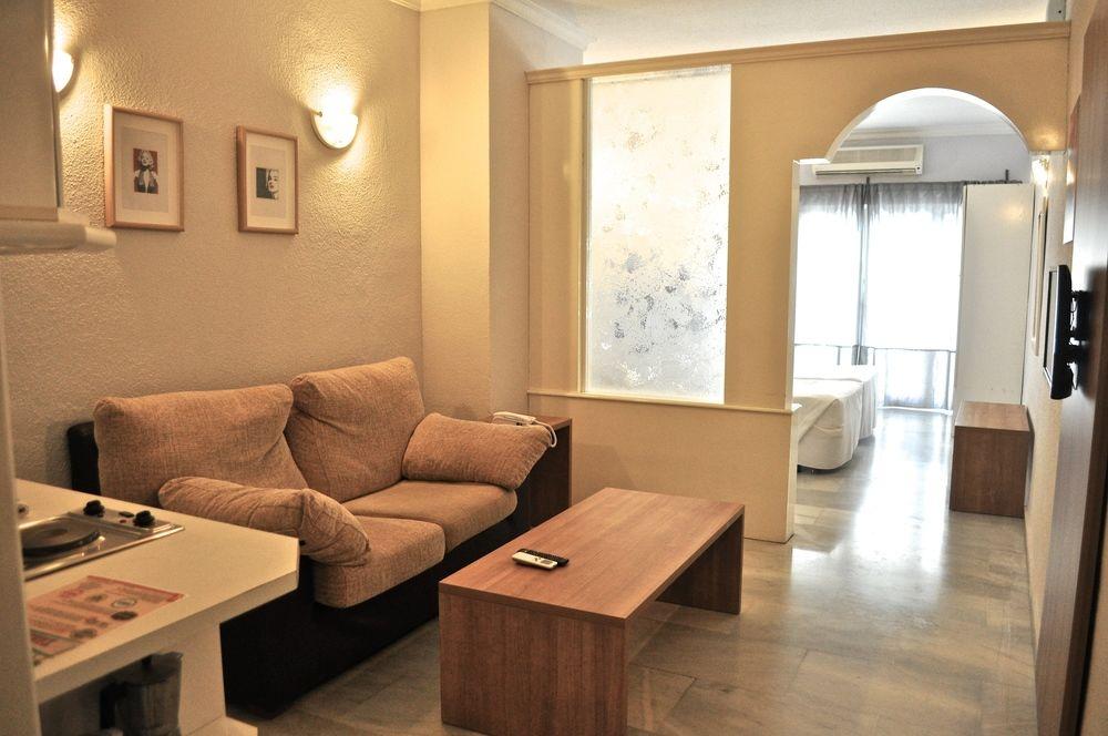 Flatotel International Benalmádena Extérieur photo